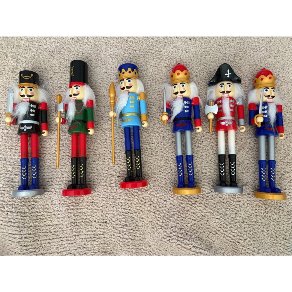 Plastic decorative Nutcracker Christmas Set of 6 Soldier King Holiday Decor 9in